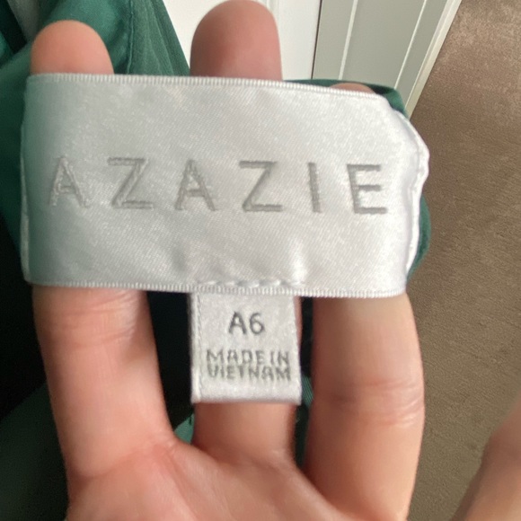 🌲Forest Green Floor Length Dress🌲 - Picture 3 of 4